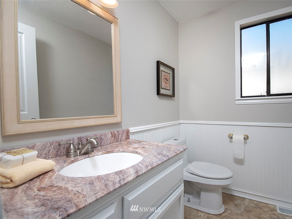 23133 20th Avenue Southeast Bothell, WA 98021 - Photo 14 of 22