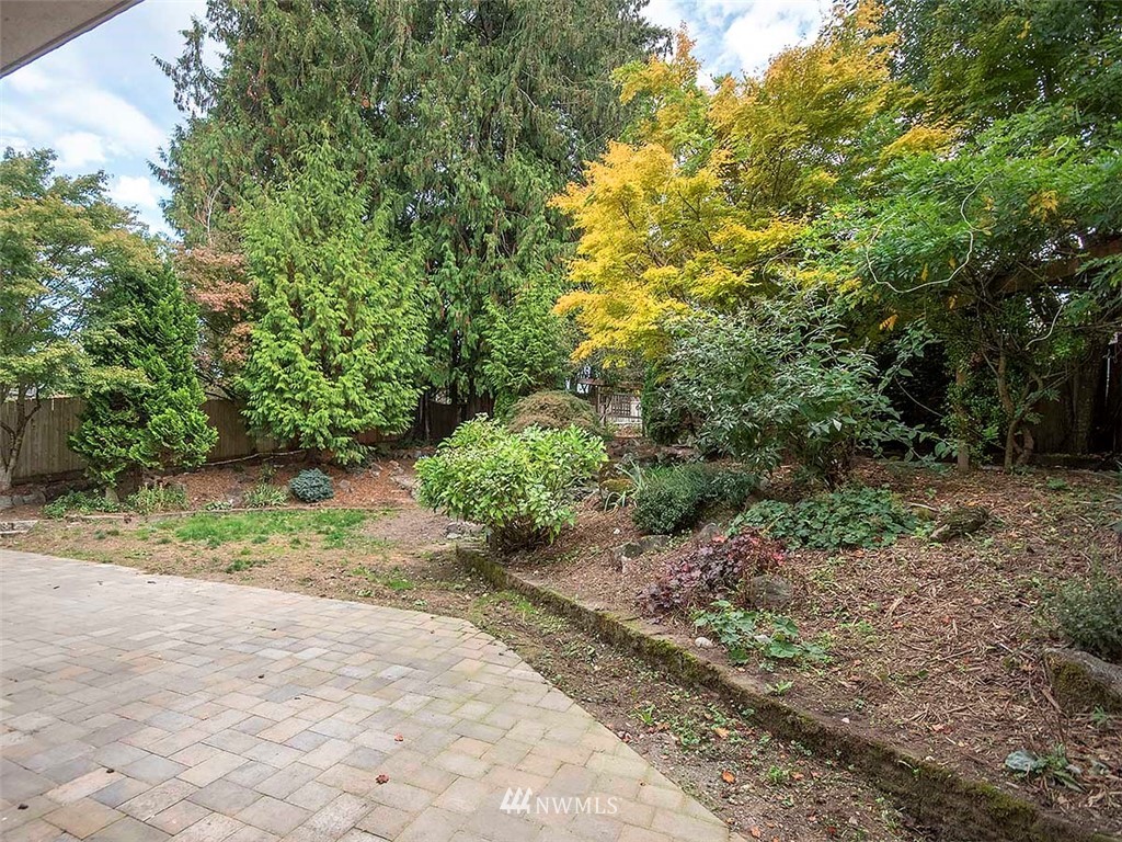 23133 20th Avenue Southeast Bothell, WA 98021 - Photo 19 of 22