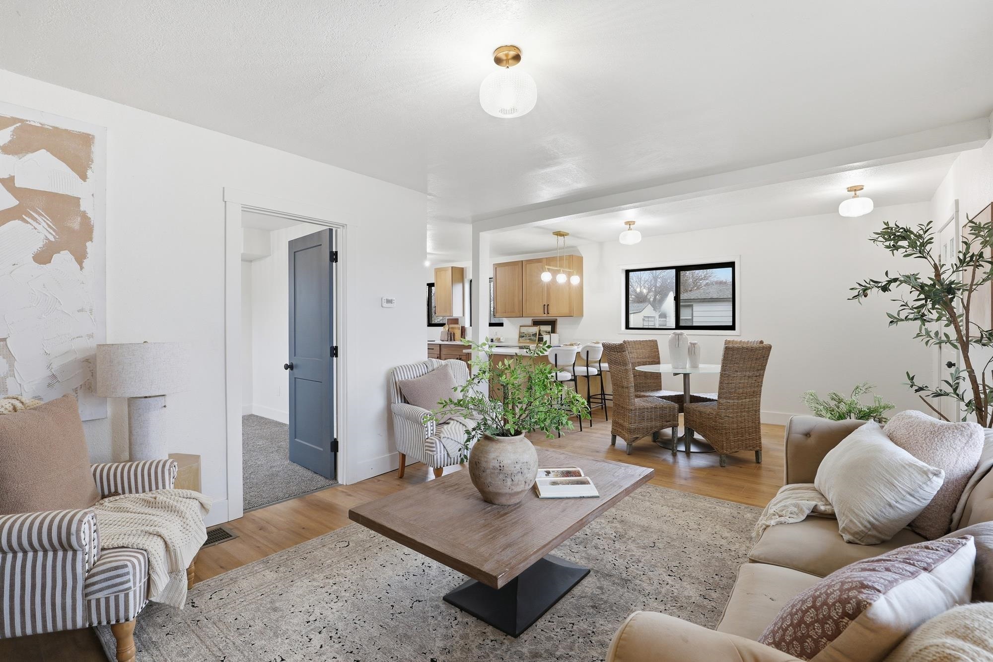 605 South Bowdish Road Spokane, WA 99206 - Photo 7 of 38