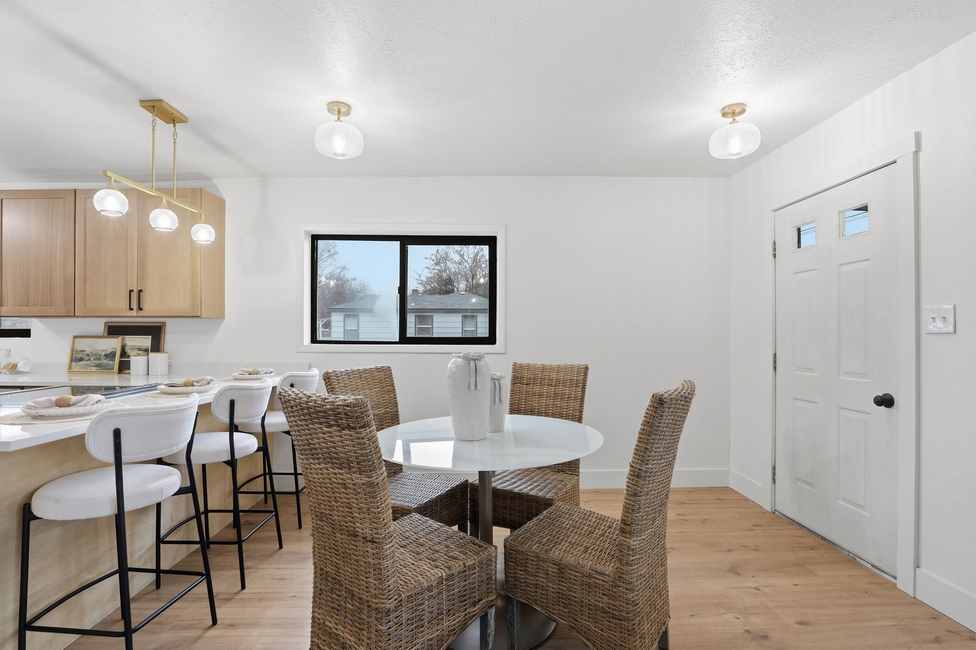 605 South Bowdish Road Spokane, WA 99206 - Photo 9 of 38