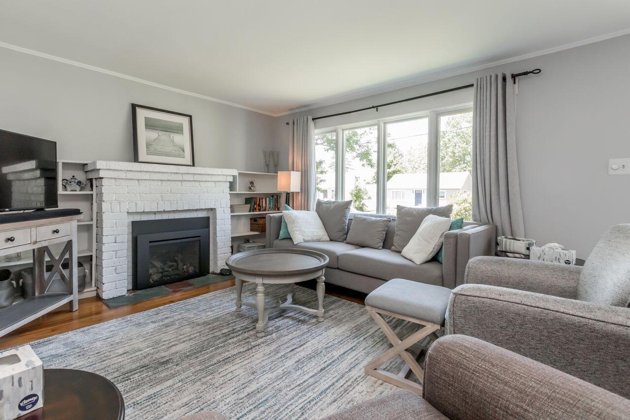 130 Colonial Road Portland, ME 04102 - Photo 9 of 49 20220621KC-71020