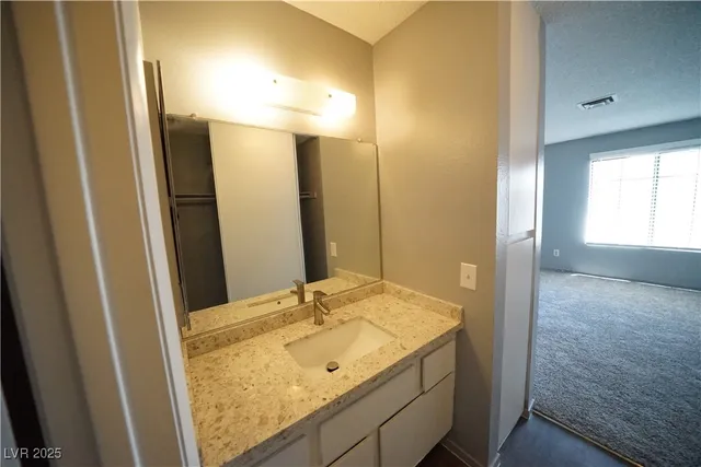 $1,295 | 4878 Nara Vista Way, Unit 203, Las Vegas, NV 89103