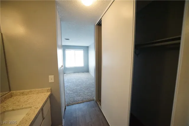 $1,295 | 4878 Nara Vista Way, Unit 203, Las Vegas, NV 89103
