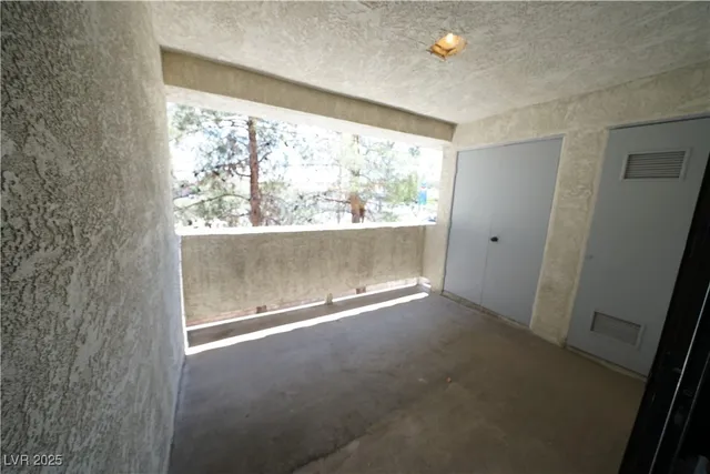 $1,295 | 4878 Nara Vista Way, Unit 203, Las Vegas, NV 89103
