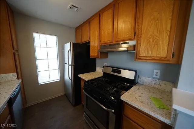 $1,295 | 4878 Nara Vista Way, Unit 203, Las Vegas, NV 89103