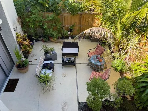 $2,750 | 3341 Cocoplum Circle, Coconut Creek, FL 33063