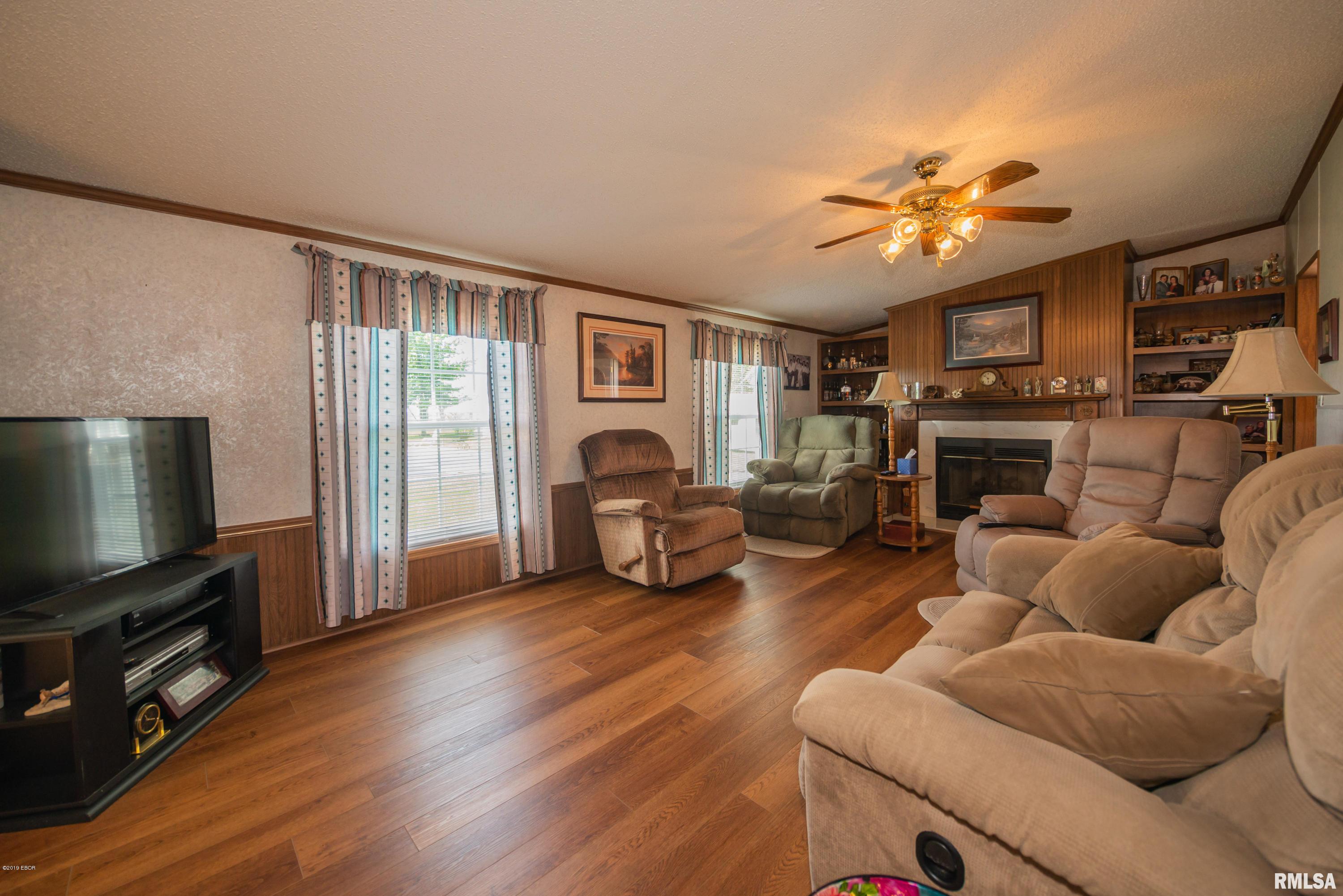 1162 Stacey Road Richview, IL 62877 - Photo 5 of 44