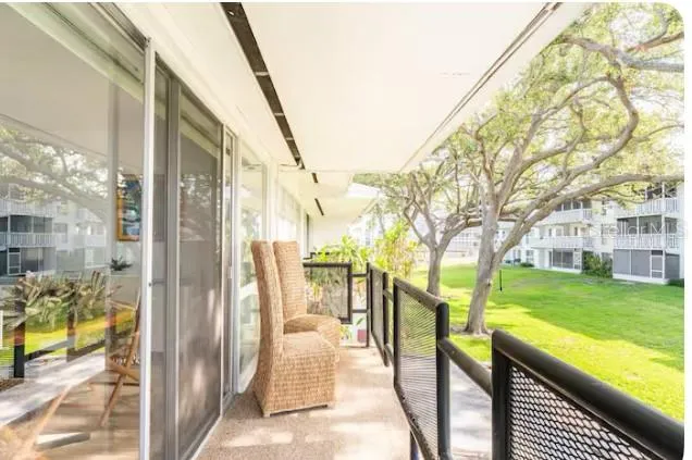 $2,300 | 2950 West Bay Drive, Unit B6, Belleair Bluffs, FL 33770