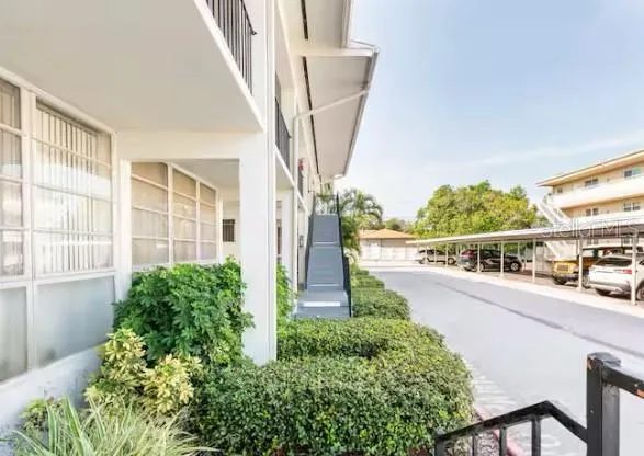 $2,300 | 2950 West Bay Drive, Unit B6, Belleair Bluffs, FL 33770