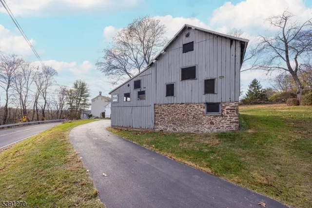 $540,000 | 331 Milford Mt Pleasant Road, Milford, NJ 08848