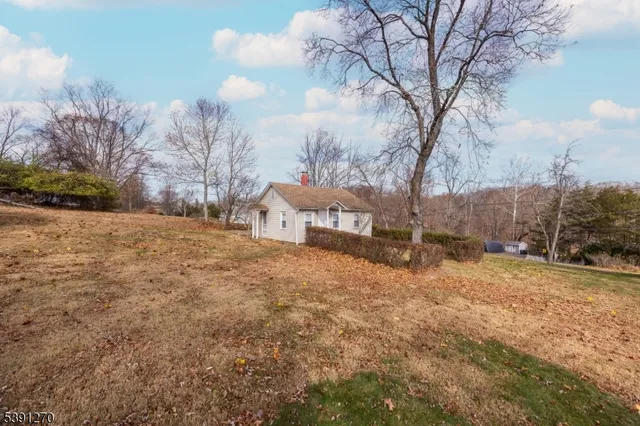 $540,000 | 331 Milford Mt Pleasant Road, Milford, NJ 08848