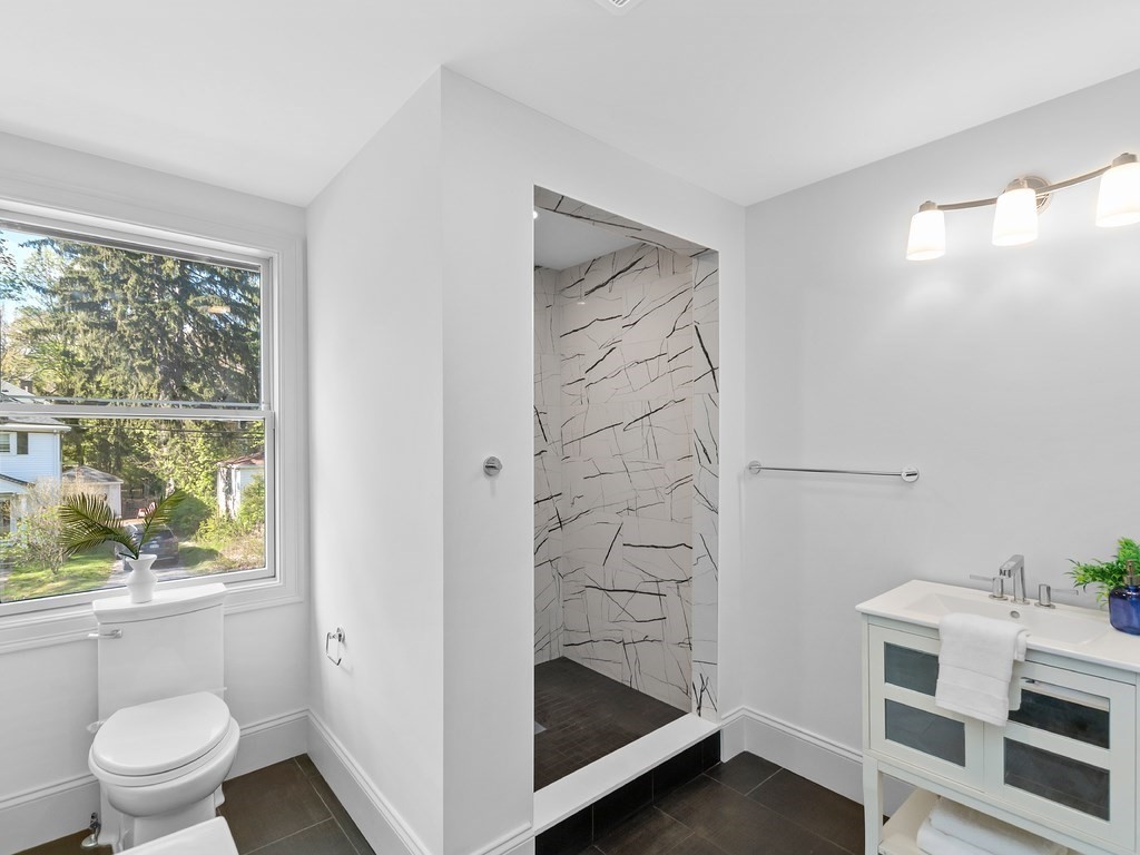 82 Halcyon Road Newton, MA 02459 - Photo 12 of 17 Gallery Image 12