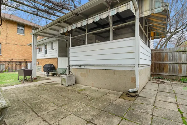 $710,000 | 514 William Street, River Forest, IL 60305