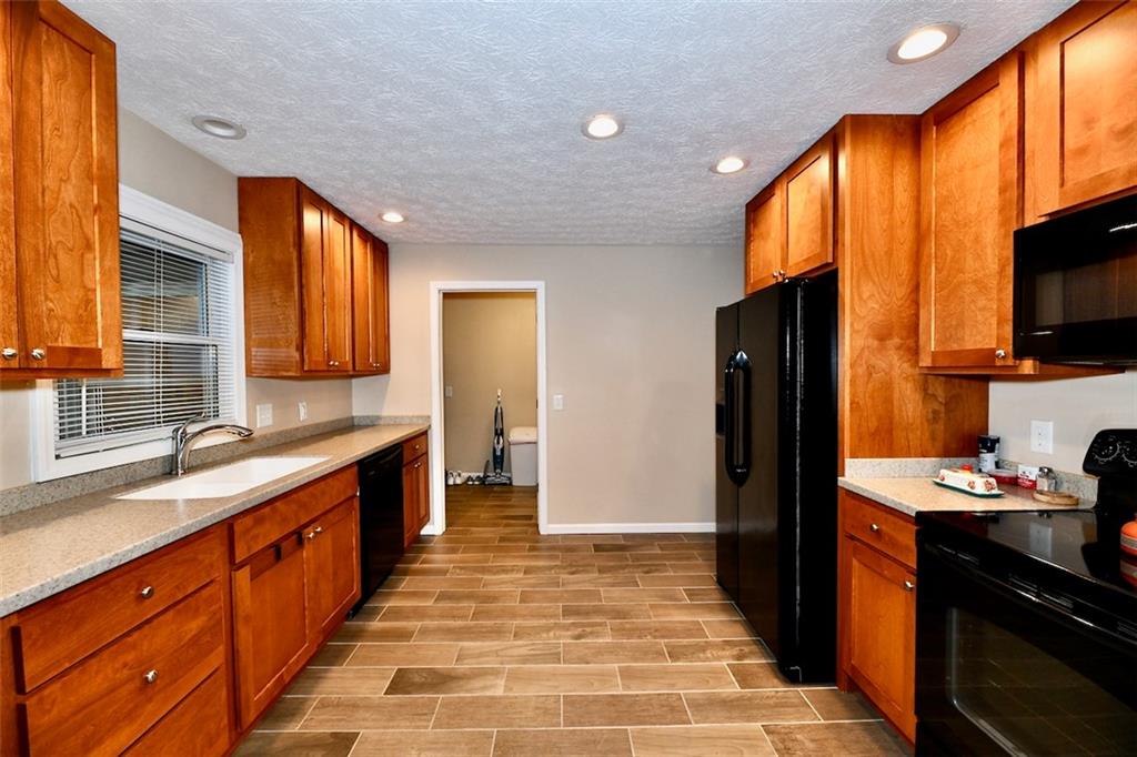 1517 East Stop 10 Road Indianapolis, IN 46227 - Photo 14 of 48 Gallery Image 14