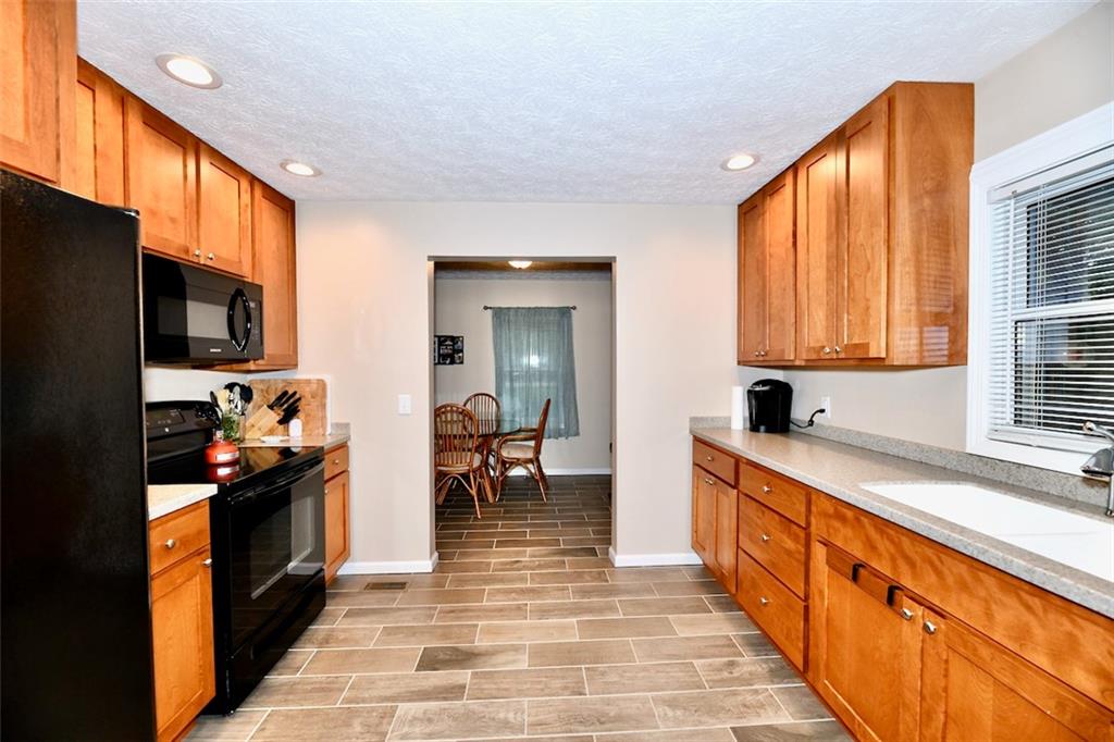 1517 East Stop 10 Road Indianapolis, IN 46227 - Photo 9 of 48 Gallery Image 9