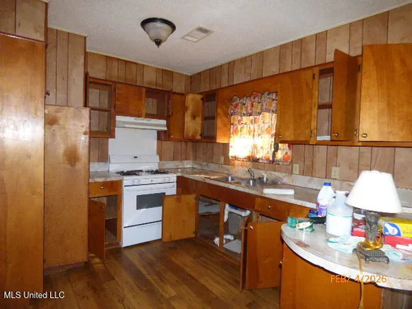 $99,000 | 95 West Wilderness Road, Natchez, MS 39120