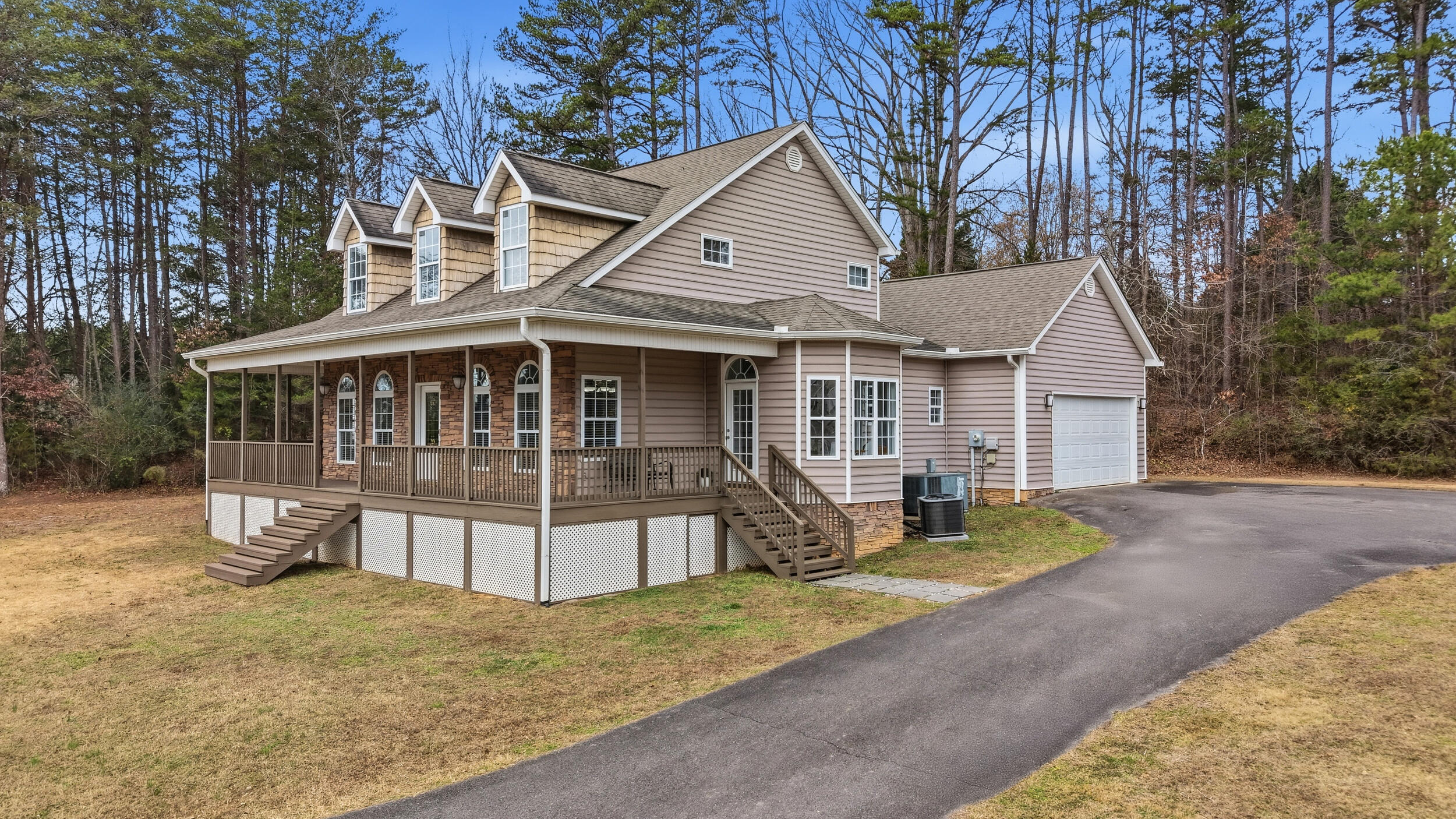 7835 Grasshopper Road Georgetown, TN 37336 - Photo 21 of 31 Exterior / 2 car Garage