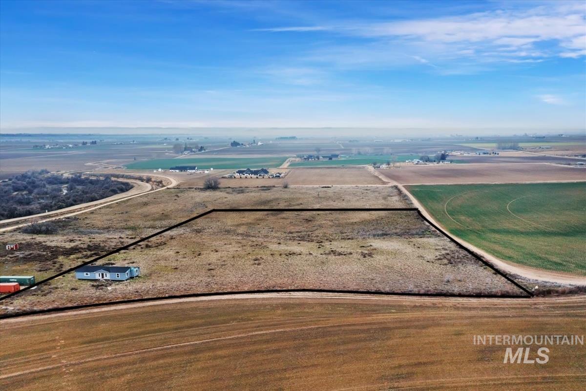 7.86-ac Lon Davis Road Parma, ID 83660 - Photo 2 of 7 Aerial view of sparsely populated area