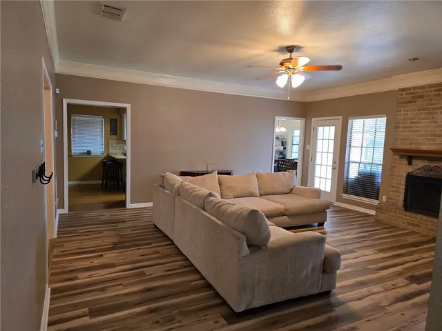 $2,300 | 6314 Ramsgate Circle, Corpus Christi, TX 78414