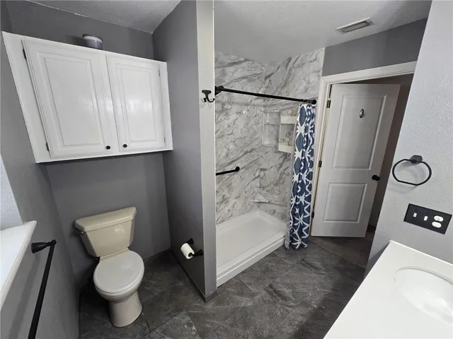 $2,300 | 6314 Ramsgate Circle, Corpus Christi, TX 78414