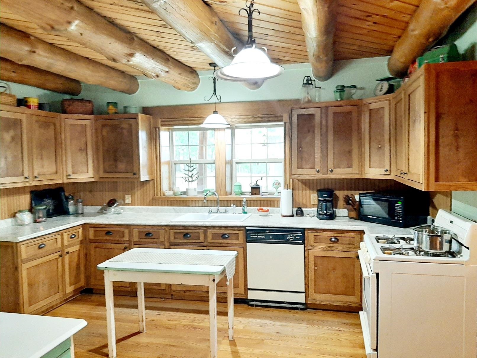 7344 Wilson Road Montrose, MI 48457 - Photo 11 of 68 50153425-0bb7db83-c565-45ad-912d-d1de3441d269.JPG