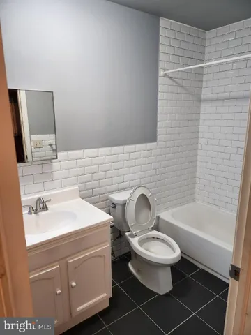 $1,500 | 230 Arch Street, Unit 3R, Philadelphia, PA 19106