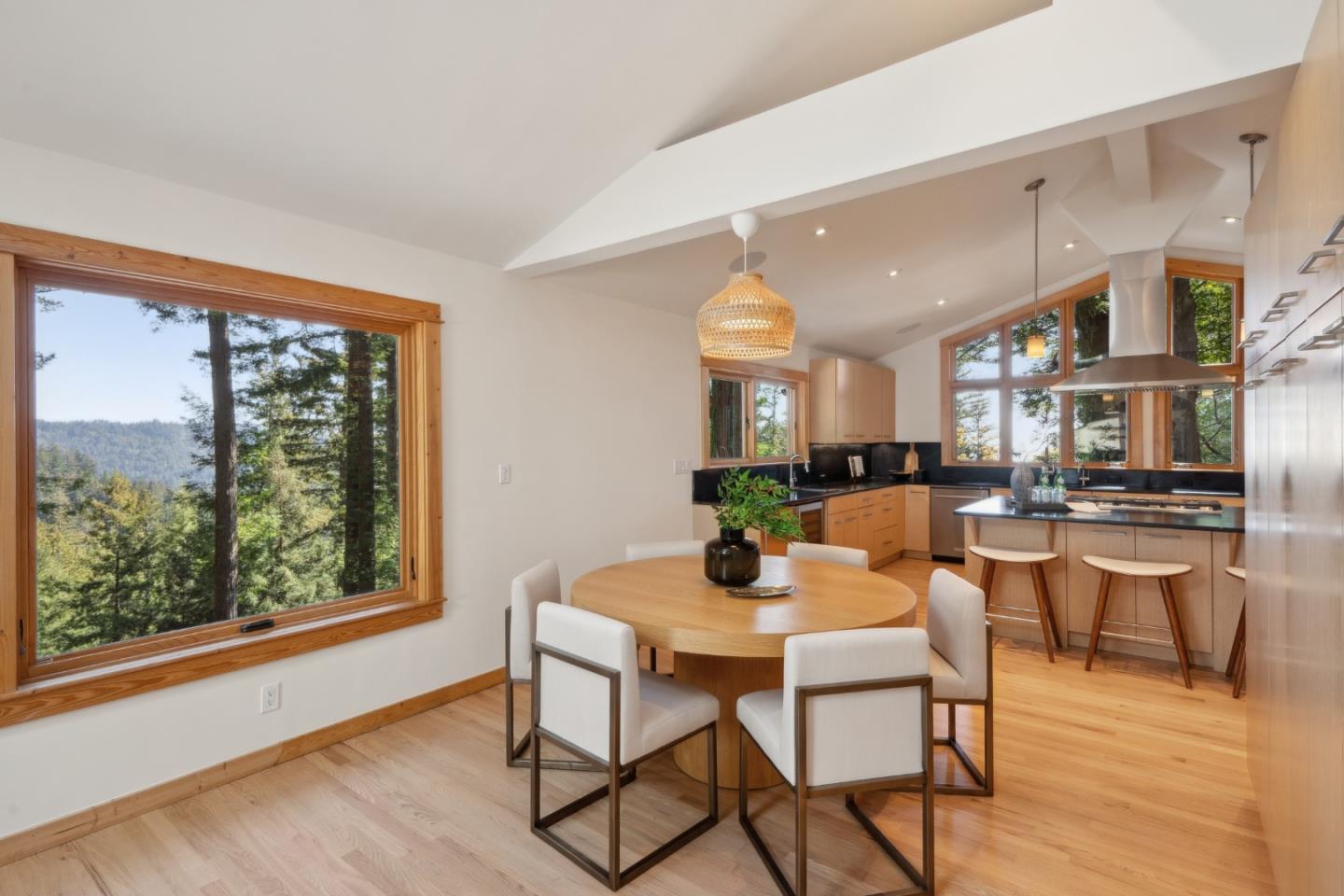 103 Harkins Road Woodside, CA 94062 - Photo 11 of 51