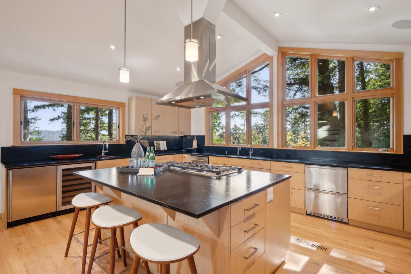 103 Harkins Road Woodside, CA 94062 - Photo 14 of 51