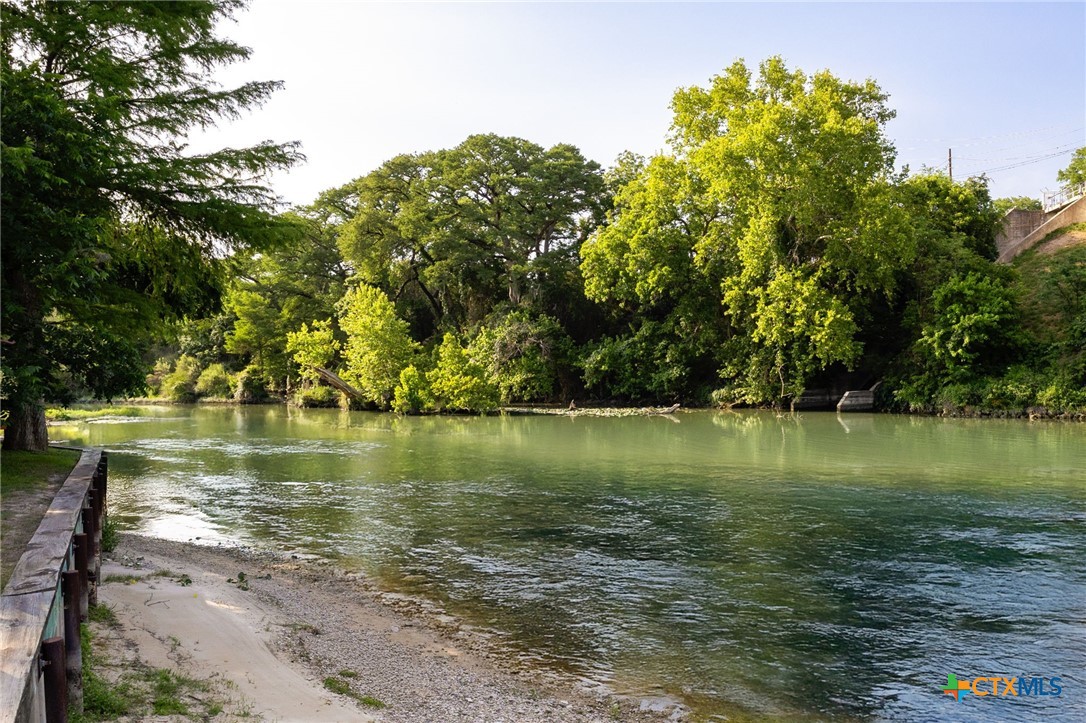 134 Bandit Beach Road New Braunfels, TX 78130 - Photo 41 of 46