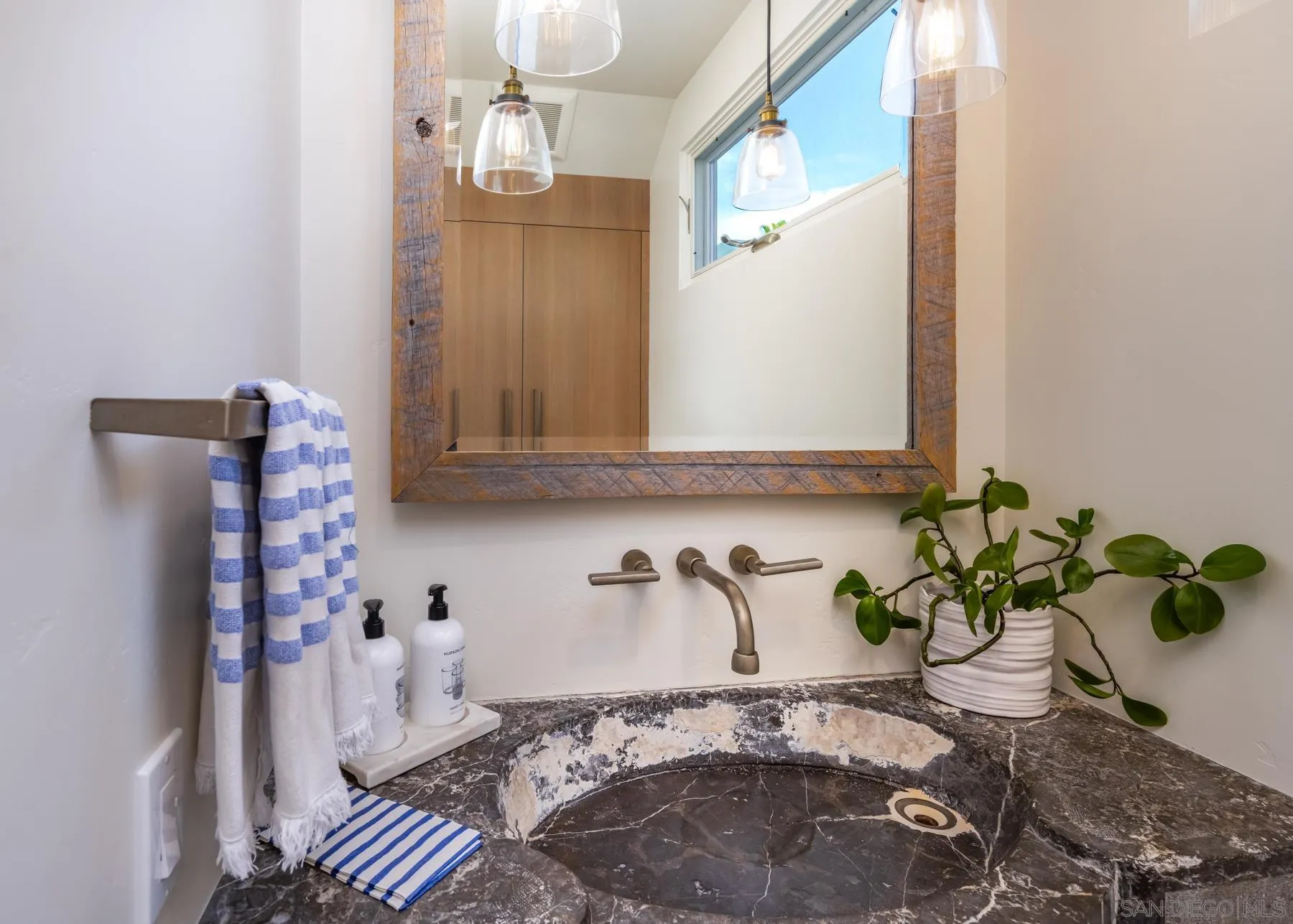 136 23rd Street Del Mar, CA 92014 - Photo 26 of 34