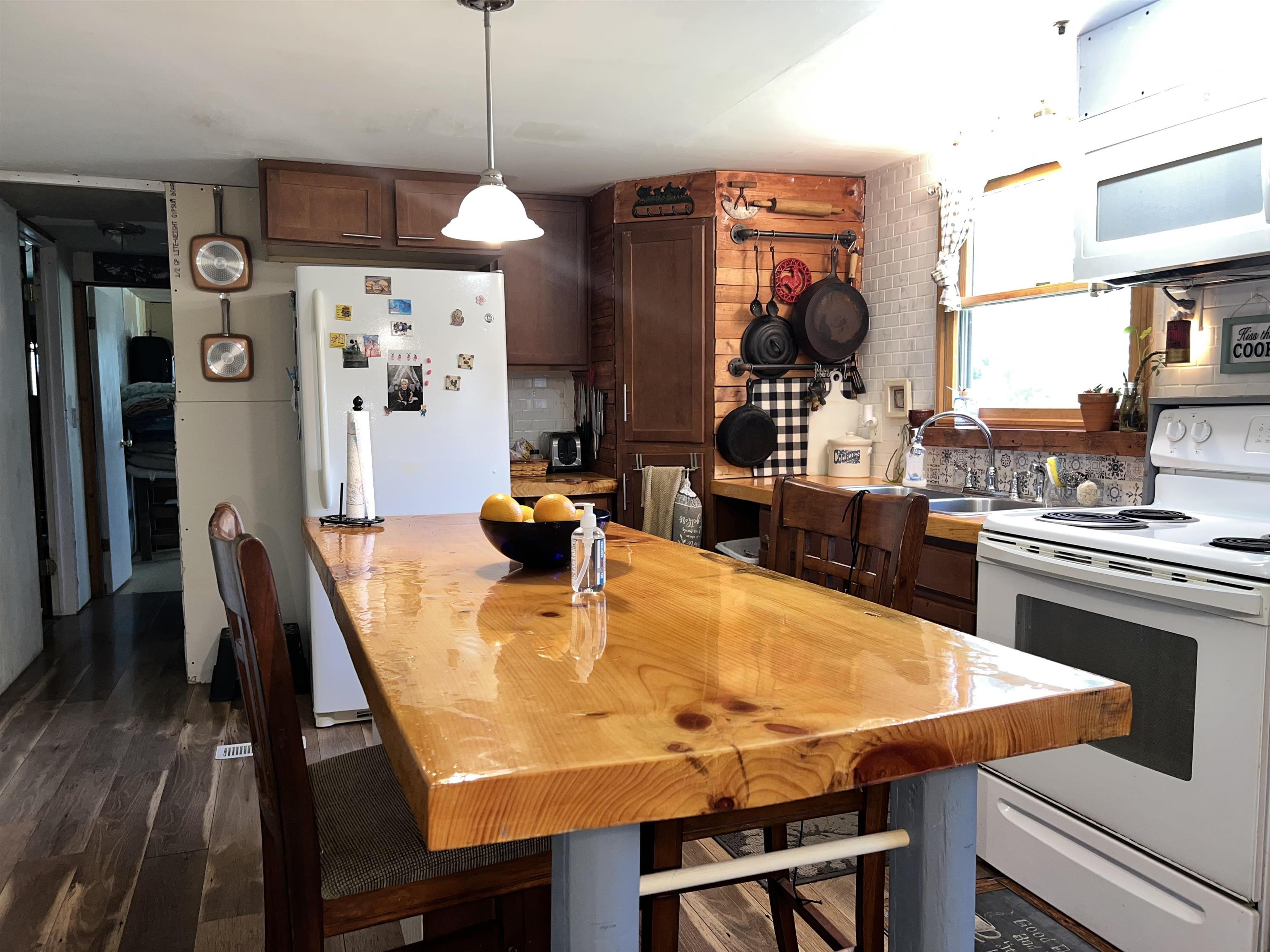 17888 Lindy Road Thompsonville, MI 49683 - Photo 9 of 27 Gallery Image 9