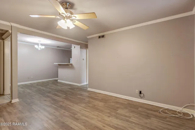 $99,900 | 220 Doucet Road, Unit 207A, Lafayette, LA 70503