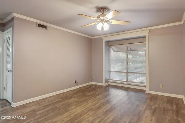 $99,800 | 220 Doucet Road, Unit 207A, Lafayette, LA 70503