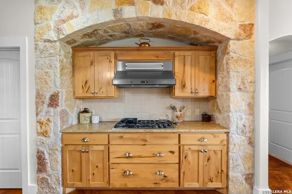 $809,000 | 221 Cypress Estates Parkway West, Ingram, TX 78025