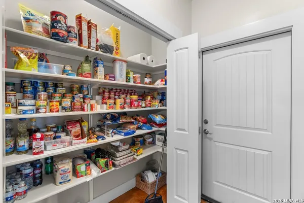 $809,000 | 221 Cypress Estates Parkway West, Ingram, TX 78025