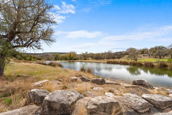 $809,000 | 221 Cypress Estates Parkway West, Ingram, TX 78025