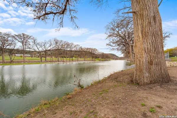 $809,000 | 221 Cypress Estates Parkway West, Ingram, TX 78025
