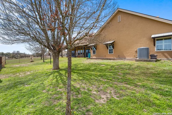 $809,000 | 221 Cypress Estates Parkway West, Ingram, TX 78025