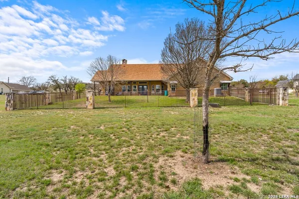 $809,000 | 221 Cypress Estates Parkway West, Ingram, TX 78025