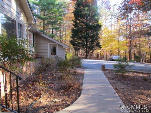 728 Skyuka Road Columbus, NC 28722 - Photo 10 of 13 Gallery Image 10