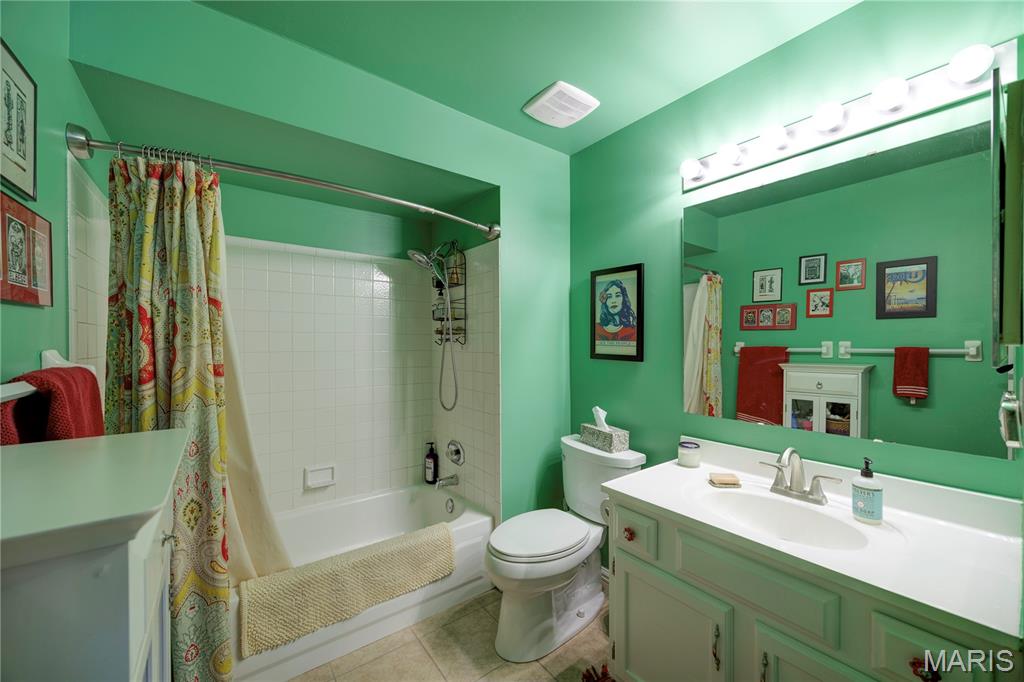 711 Lofty Point Drive, Unit C Ballwin, MO 63021 - Photo 18 of 30