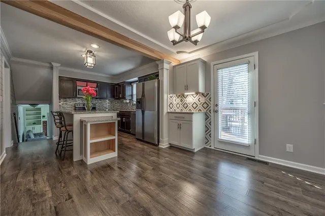 $385,000 | 1409 East Oxford Place, Olathe, KS 66062