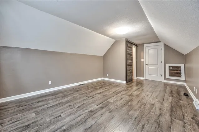 $385,000 | 1409 East Oxford Place, Olathe, KS 66062