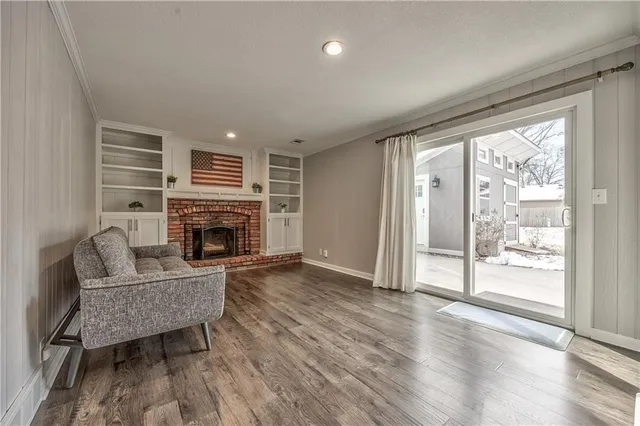 $385,000 | 1409 East Oxford Place, Olathe, KS 66062