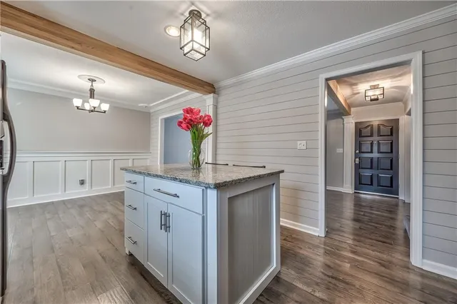 $385,000 | 1409 East Oxford Place, Olathe, KS 66062