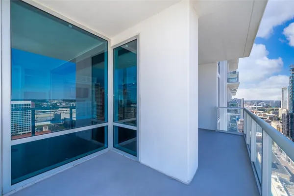 $3,600 | 150 East Robinson Street, Unit 2112, Orlando, FL 32801