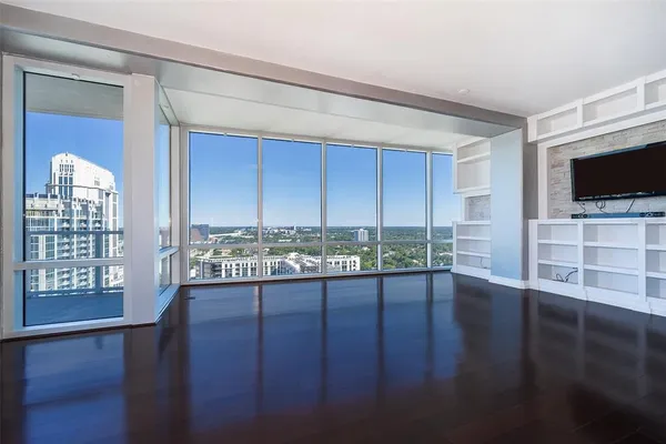 $3,600 | 150 East Robinson Street, Unit 2112, Orlando, FL 32801