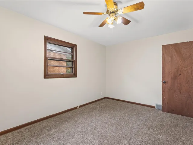 $265,000 | 229 Flintridge Drive, Rockford, IL 61107