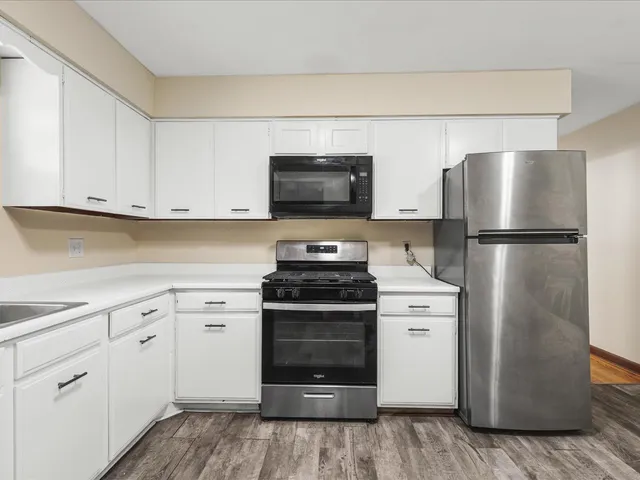 $265,000 | 229 Flintridge Drive, Rockford, IL 61107