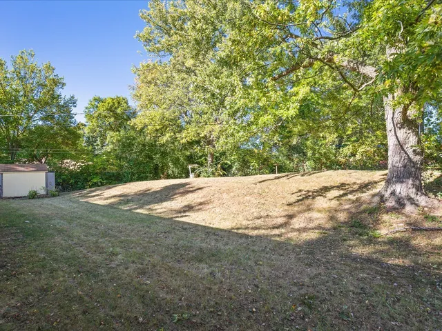 $265,000 | 229 Flintridge Drive, Rockford, IL 61107